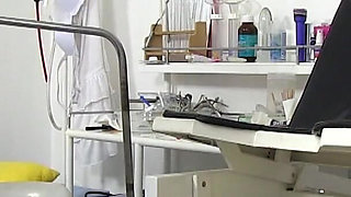 Mature Gyno- Secret recording of sexy MILF gyno exam