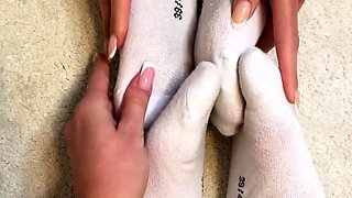 Hot teen burnette foot fetish