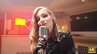 Hunt4k. Mary Jane\u2019s passion dance