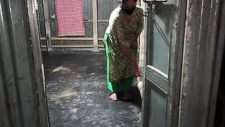 Desi Aunty Anal Fuck - SAFI-SEXY Bangs Stepmom's Tight Ass Doggy Style