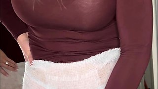 BurstingMeg - No time for toilet just enough time for