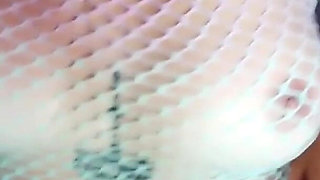 Nuria Millán Is the Perfect Toilet