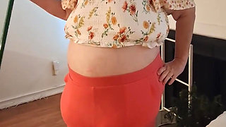 Big Belly Beauty Nurse Vick Cleans up Messy Floor