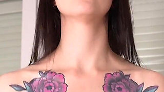 Assymetric Tits Shaking