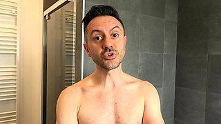 Amateur teen girlfriend enjoys a big cock