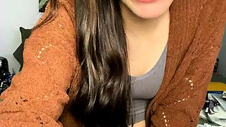 Brunette Solo Webcam Masturbation