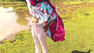 Desi Indian Girl Fucked Outdoor Badly by His Boyfriend