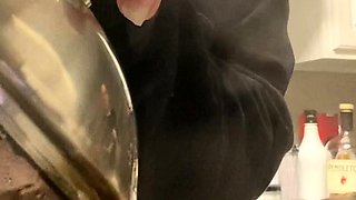 Amateur Webcam Teen Flashes Masturbates
