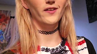 home made amateur blonde Masturbating