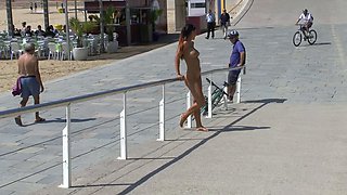 Sexdate amateurs at the public beach 1