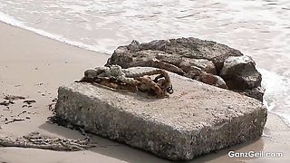 Jolina Sun and Sophie Logan GanzGeil braids pink bikini outdoor double oral rocks