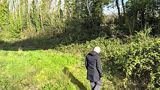 Can't Hold It, Pissing Outdoor Compilation