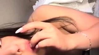 Brunette Solo Webcam Masturbation