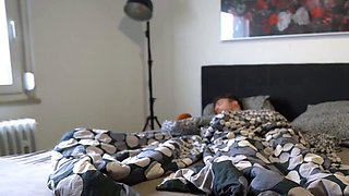 BettDuett - Morgenlatte entdeckt mit Sex geweckt