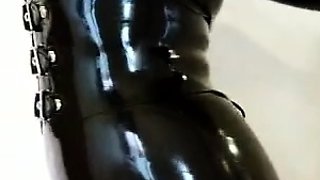 Close up MiLF getting it in the ass