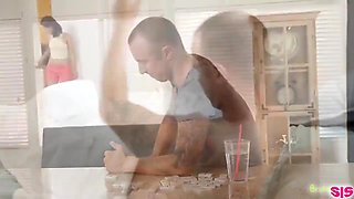 Stepbrother-in-law And Sis Penetrate, Not Paying Attention To Mummy