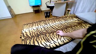 Mature4k - mature insurance agent couldn\u2019t say no to a teenie guy!