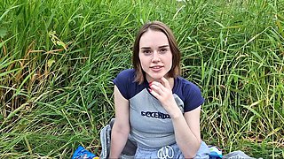 Cute Slim Babe Offers Her BF To Play Truth-or-Dare & Ends Up Fucking With Him In the Lap Of Nature