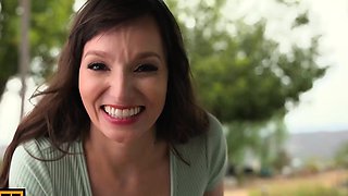 Kinky Actress Lexi Luna's Private Morning Sex Session