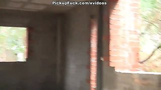 Spaniard pickup at the bus stop and fucked her