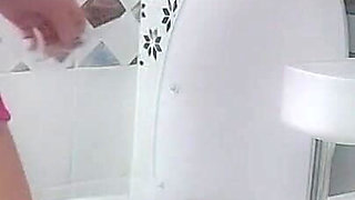 Toilet and Very Wet Pee: My Passion