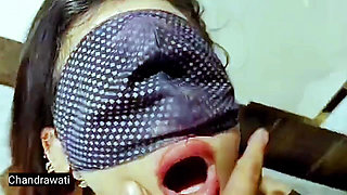 Cute Saree Bhabhi Gets Naughty with Her Devar for Rough and Hard Anal Sex After Ice Massage on Her Back in Hindi