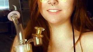 Pregnant Redhead Webcam Masturbation