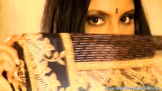 Noble bedmate's indian clip