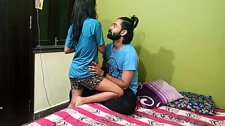 Juicy 18 Year Old Skinny Desi Girlfriend Sex