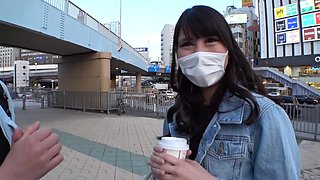 200gana-2499　清楚な雰囲気からは想像できないまさかのスプリットタン