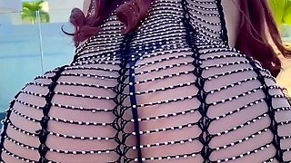 Fetish redheaded hoe fingers pussy and ass in solo
