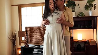 This large amateur cam girl has some very big boobs