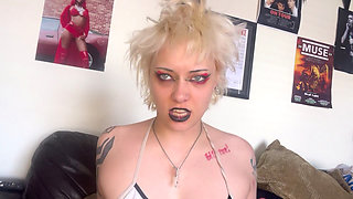 Custom) Scraping My Tongue for the Boy That Likes Me