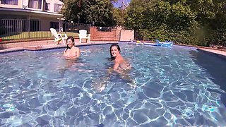 Lesbian college teens outdoors sucking pussy