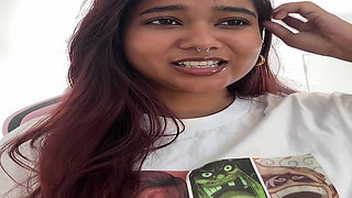 Hot Desi Mia Z reacts to hentai