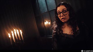 Scissoring action with charming Leana Lovings from Vampired