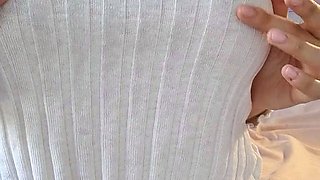 Amateur young teen solo masturbation on her livingroom