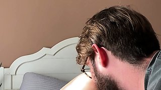 Close up amateur beauty uses her toy to masturbates