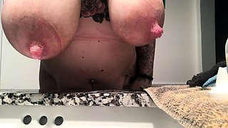 Close up pussy shot onto a cute busty