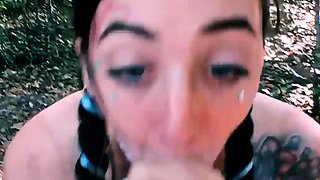 Amateur mouth cumshot outdoor