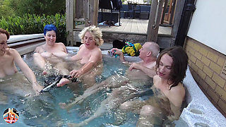 Waterbabes the Hot Tub Reverse Gangbang