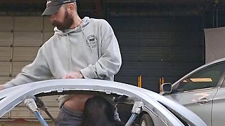 Public Blowjob Distraction