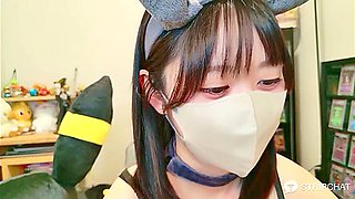Erotic live chat with cute beautiful girl