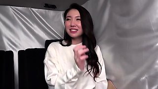 Amateur Asian teen Arisa Nakano in pov handjob