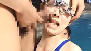 Asian Schoolgirls Have Swimming Glasses