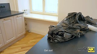 Hunt4k. invest in her vulva