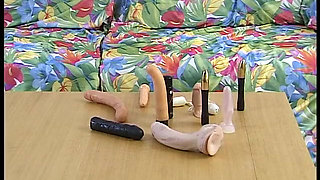 Amateur mature milf pushes big toy inside