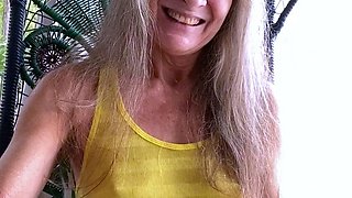 Cute amateur brunette naughty in solo jerking show on camera