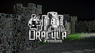 BITING my slavegirl - LEZDOM