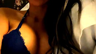 Big boob brunette masturbates on webcam